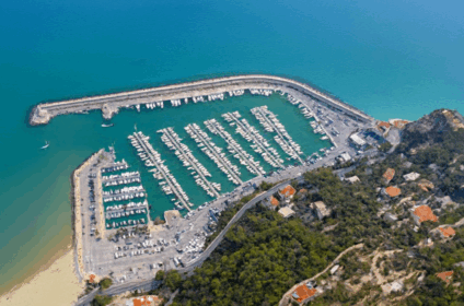 Marina di Capo San Donato
